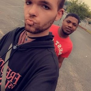 Meet your Posher, Pj